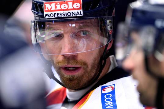 Djurgårdens Mikael Samuelsson