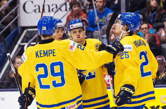 Sveriges Adrian Kempe, Gustav Forsling, William Nylander,