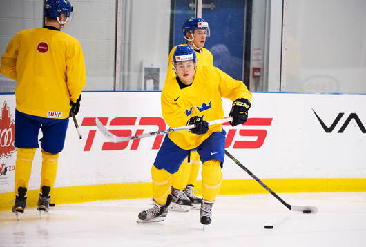 William Nylander på Sveriges träning