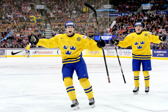 Sveriges Robin Norell och Gustav Forsling jublar