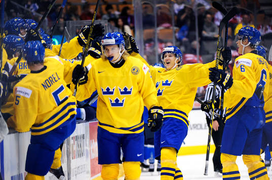 Sveriges Oskar Lindblom jublar