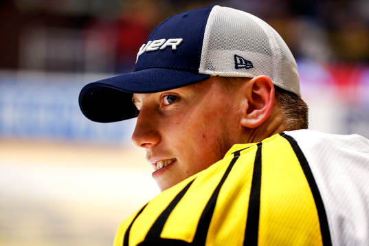 Brynäs målvakt Emil Kruse