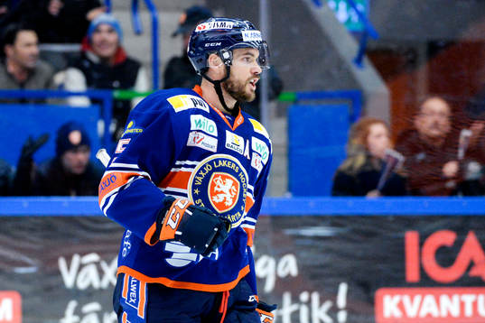 Växjös Noah Welch jublar