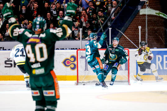 Färjestads Martin Röymark jublar