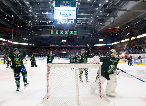 Färjestads spelare jublar