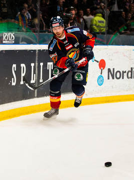 Djurgårdens Mikael Samuelsson