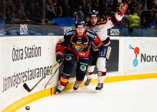 Djurgårdens Henrik Eriksson och Örebros Viktor Ekbom