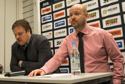 Färjestads assisterande tränare Leif Carlsson och Brynäs