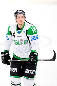 Rögles Mike Vernace värmer upp