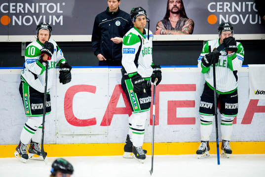 Rögles Viktor Lindgren, Andre Deveaux  och Peter LeBlanc