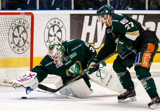 Färjestads målvakt Fredrik Pettersson Wentzel lägger