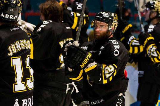 s Christian Sandberg tackar publiken