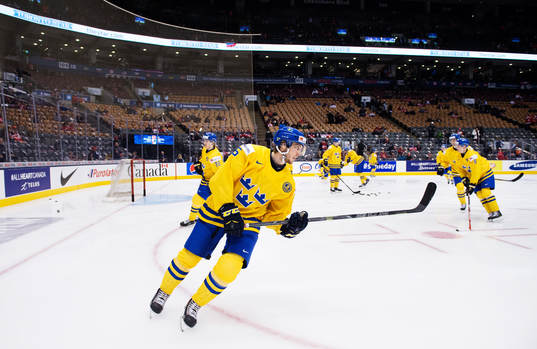 Sveriges spelare värmer upp