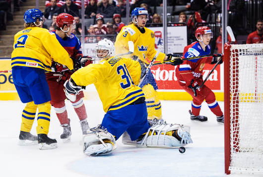 0-1-pucken från Rysslands Alexander Sharov går in bakom
