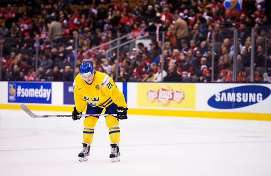 Sveriges William Nylander deppar i semifinalen mellan