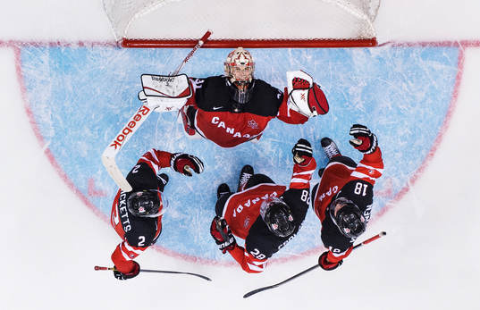 Kanadas Joe Hicketts, målvakt Zachary Fucale, Lawson