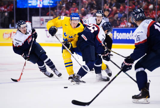Slovakiens Matej Paulovic och Christian Jaros utmanas av