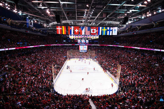 Fullsatt i Air Canada Centre
