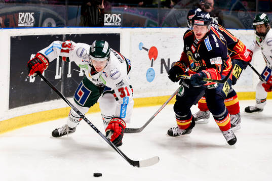 Frölundas Nicklas Lasu och Djurgårdens Henrik Eriksson