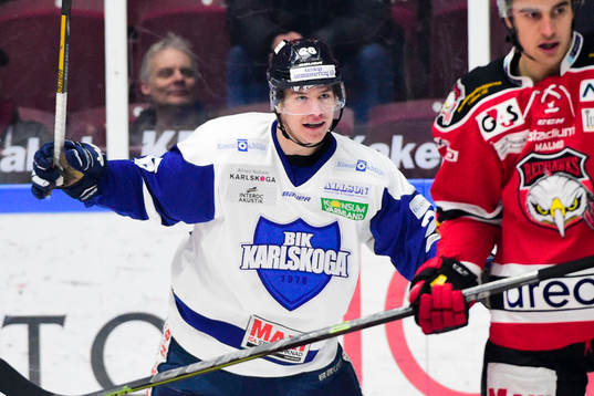 Karlskogas Anton Holm jublar