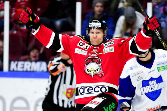 Malmö Redhawks Mathias Tjärnqvist jublar
