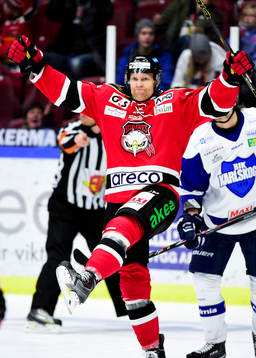 Malmö Redhawks Mathias Tjärnqvist jublar