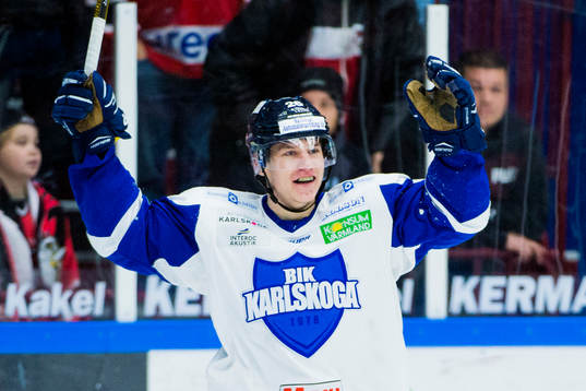Karlskogas Anton Holm jublar