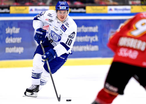 Leksands Brian Connelly med pucken