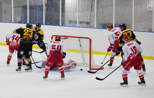 Panterns Patrik Magnusson gör 1-0