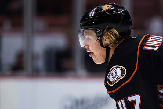 Anaheims Hampus Lindholm