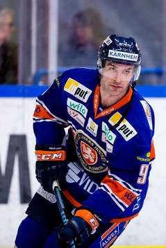 Växjös Josh Hennessy gör debut i Växjö