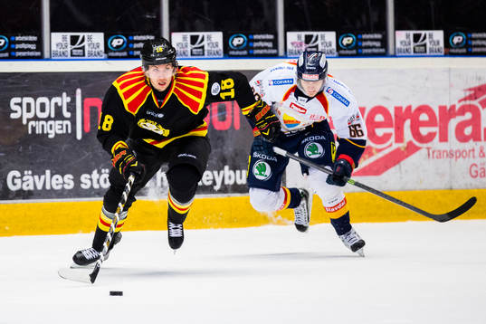 Brynäs Anton Rödin steget före Djurgårdens Marcus
