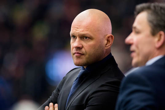 s tränare Andreas Johansson och assisterande tränare