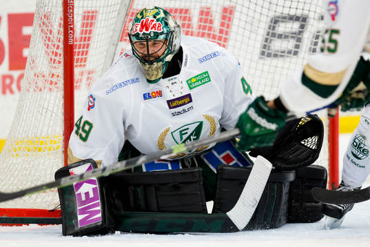 Färjestads målvakt Justin Pogge