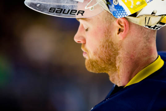 s målvakt Gustaf Wesslau deppar