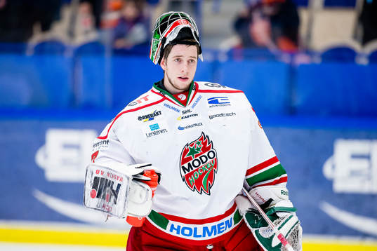 Modos målvakt Adam Reideborn