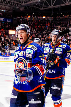 Växjös Tomi Kallio firar