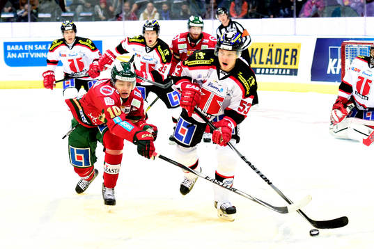 Frölundas Mattias Janmark och Örebros Bobbo Petersson
