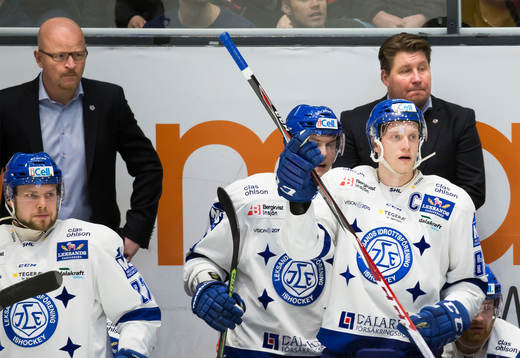 Leksands tränare Andreas Appelgren bakom Leksands Johan