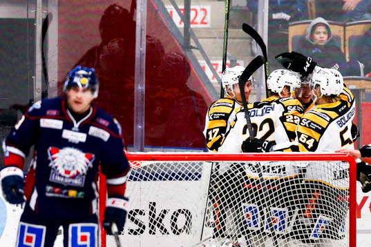 Skellefteås spelare jublar