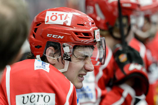 Almtunas Michael Haga har ont