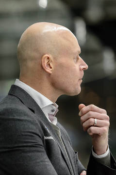 Almtunas assisterande tränare Marcus Ragnarsson