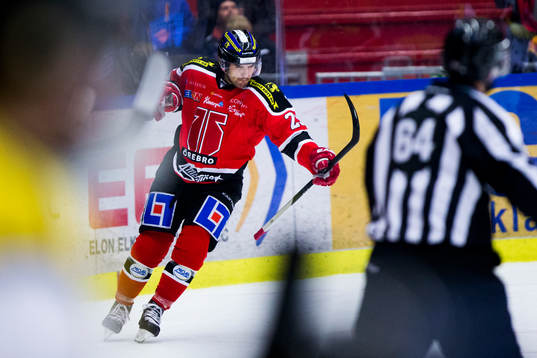 Örebros Martin Johansson jublar