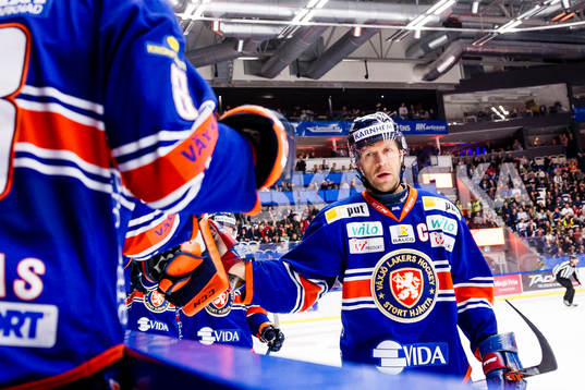 Växjös Tomi Kallio firar