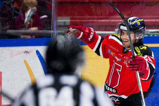 Örebros Martin Johansson jublar