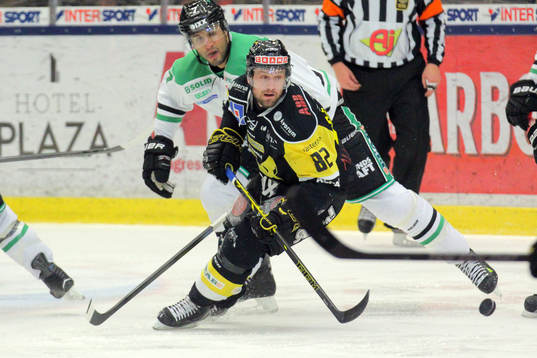 Bläddra bland fler bilder av Ishockey, Hockeyallsvenskan, Västerås - Rögle