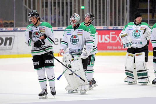 Rögles spelare Alen Bibic deppar