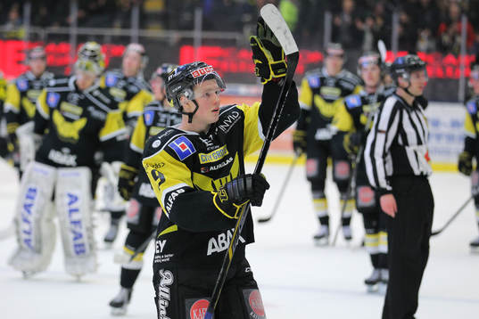Västerås Erik Andersson tackar publiken