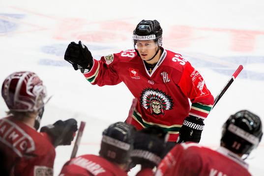 Frölundas Elias Fälth jublar