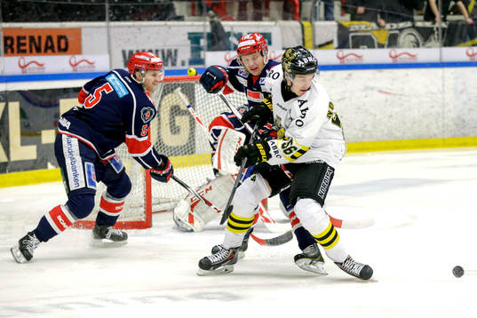Bläddra bland fler bilder av Ishockey, Hockeyallsvenskan, Södertälje - AIK